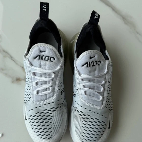 Nike w 8.5 Air Max 270 Black and White - Picture 12 of 12